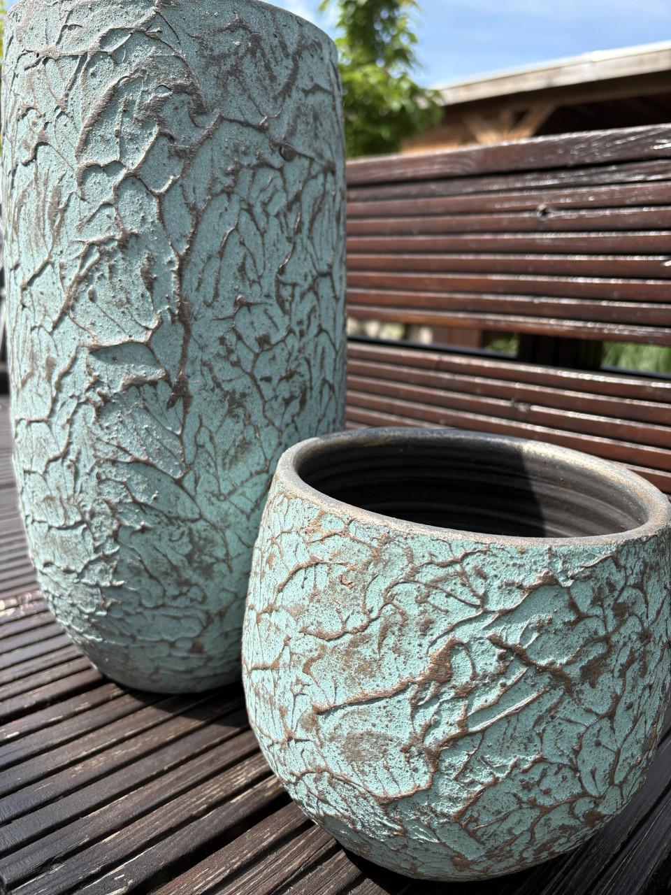 2 mintgroene bloempotten