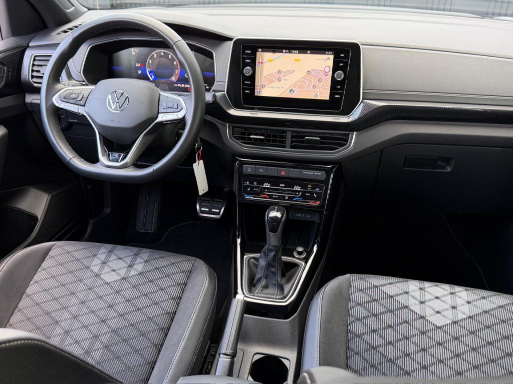 Volkswagen T-cross 1.5 tsi 150pk dsg r-line | camera | trekhaak | dode hoek