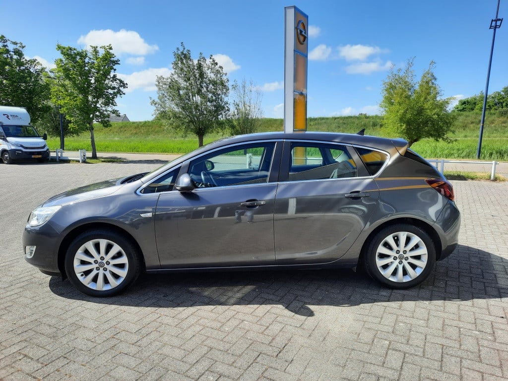 Opel Astra 1.4 turbo ann. ed.