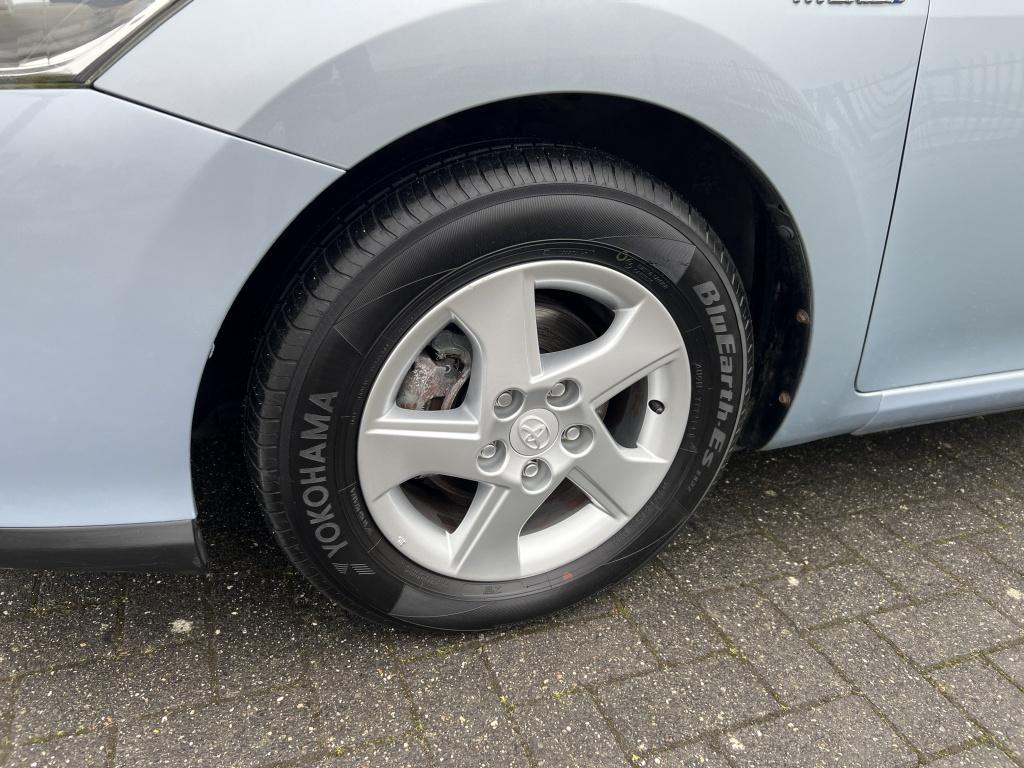 Toyota Auris 1.8 full hybrid asp.