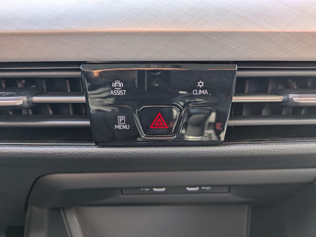 Volkswagen Golf 1.0 tsi life business | trekhaak | camera | carplay | acc |