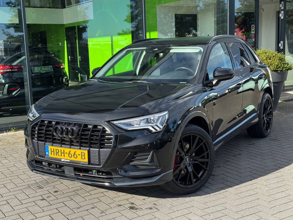 Audi Q3 35 tfsi * camera * matrix led * leer * keyless * trekhaak