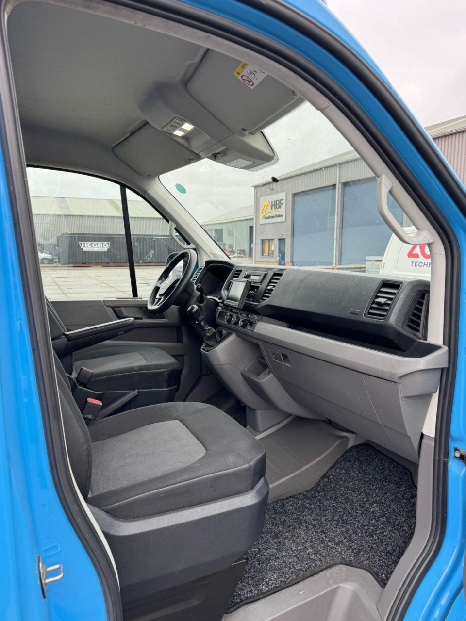 Volkswagen Crafter 35 2.0 tdi l4h3 bakwagen met deuren / euro 6 / n.a.p / d