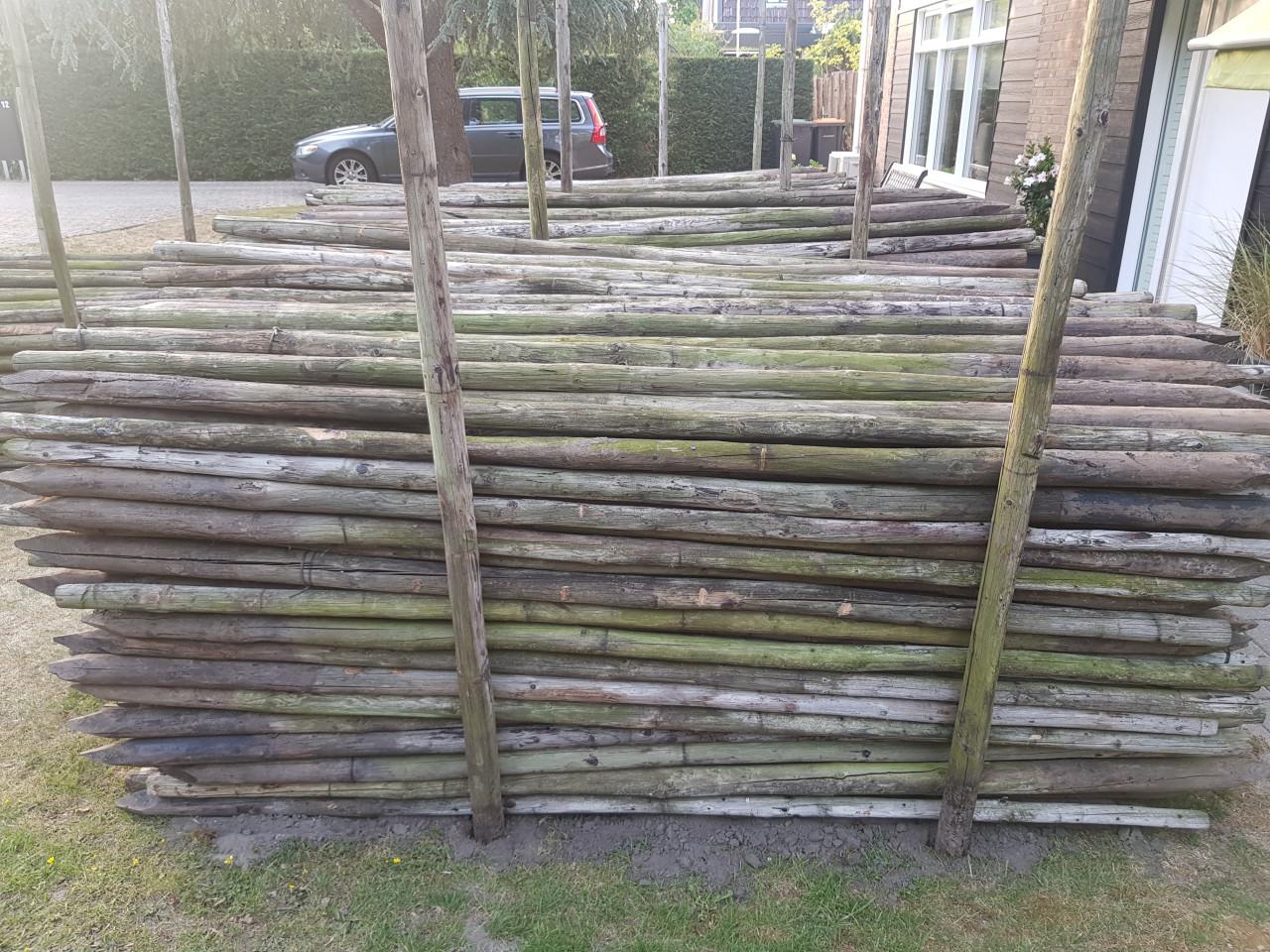 Weidepaaltjes 2,5 mtr lengte GEBRUIKT.