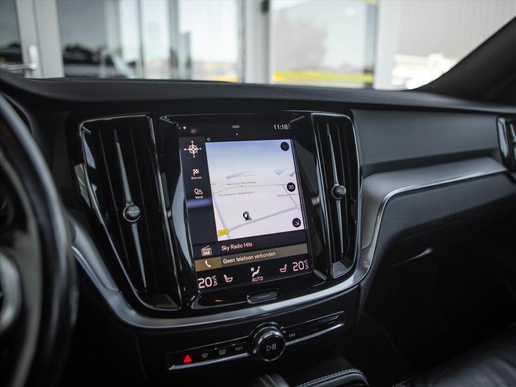 Volvo V60 t6 twin engine 340pk awd inscription automaat | panordamadak | ha
