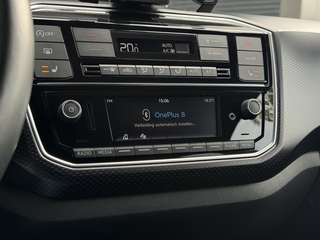 Volkswagen UP! 1.0 united climate control, stoelverwarming!