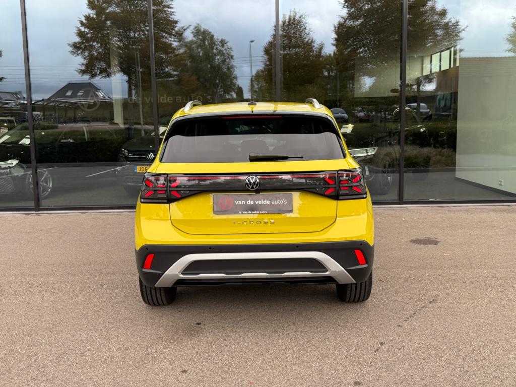 Volkswagen T-cross 1.5 tsi 150pk dsg style | trekhaak | led gril | camera |