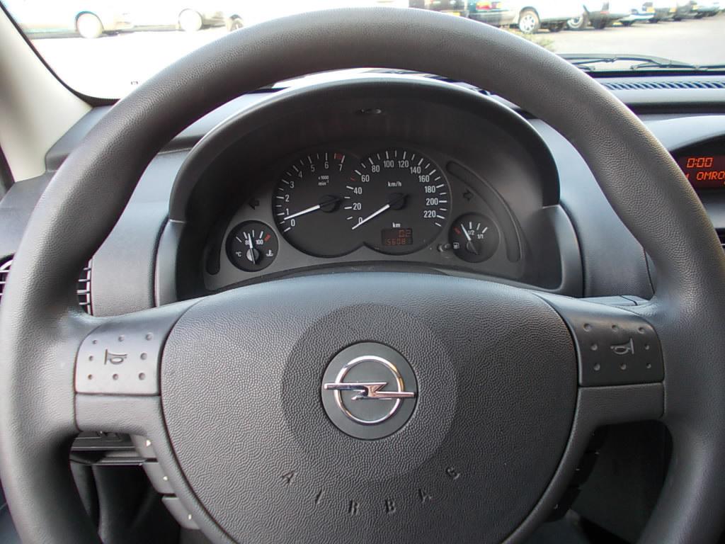 Opel Corsa corsa-c 1.2-16v 5-deurs, cruise contr, afn. trekhaak