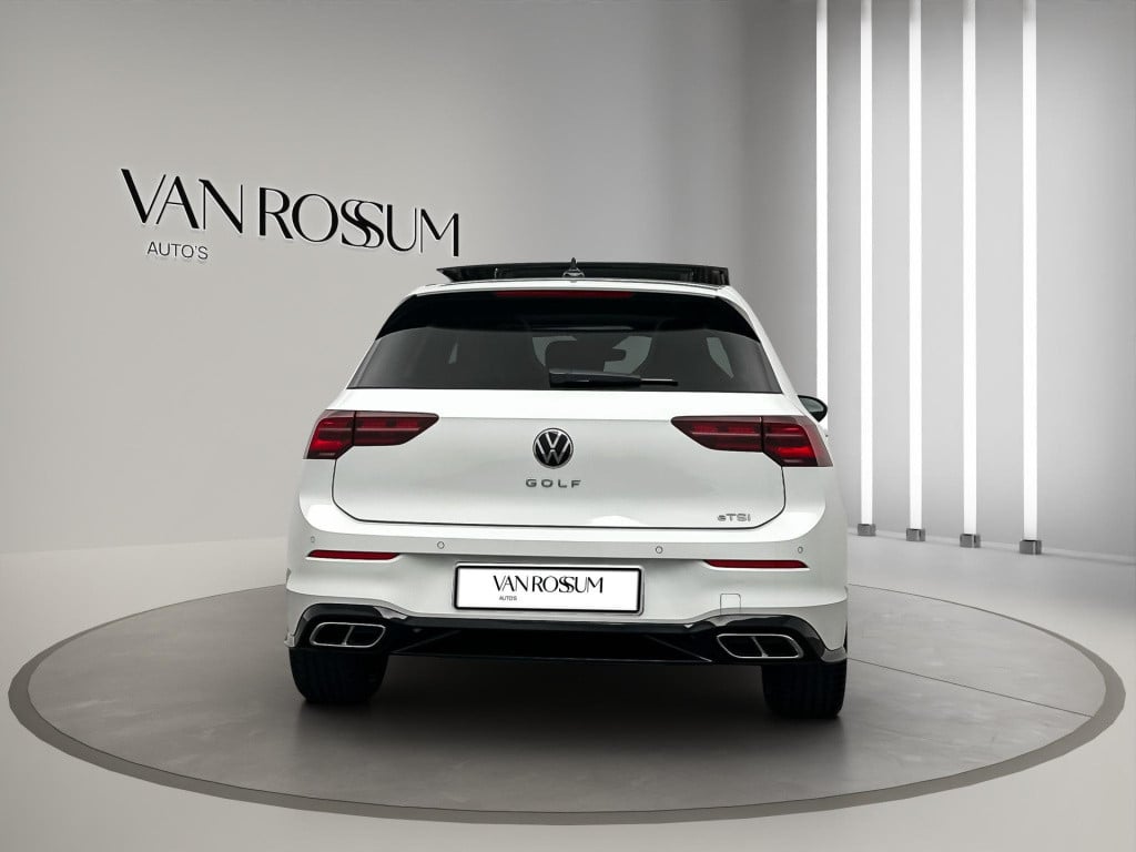 Volkswagen Golf 1.5 etsi r-line pano acc iq camera sfeer