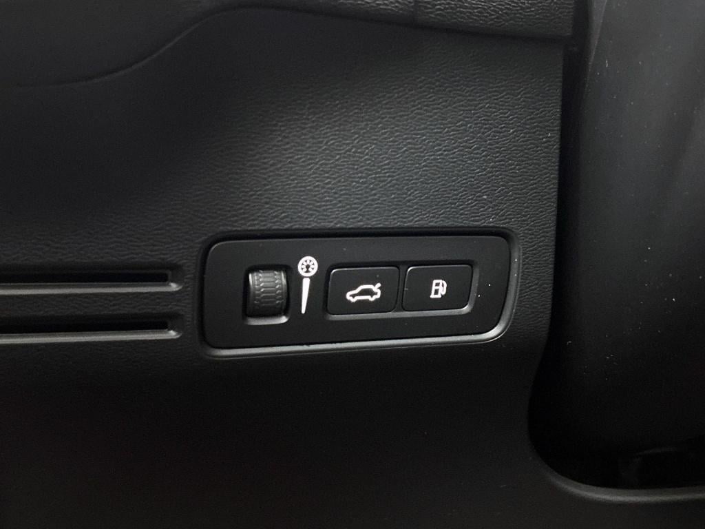 Volvo XC40 1.5 t5 recharge inscription | automaat | leder | panorama dak | 