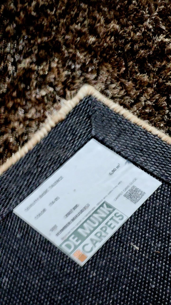 Handgeweven hoogpolig vloerkleed Talence van de Munk Carpets