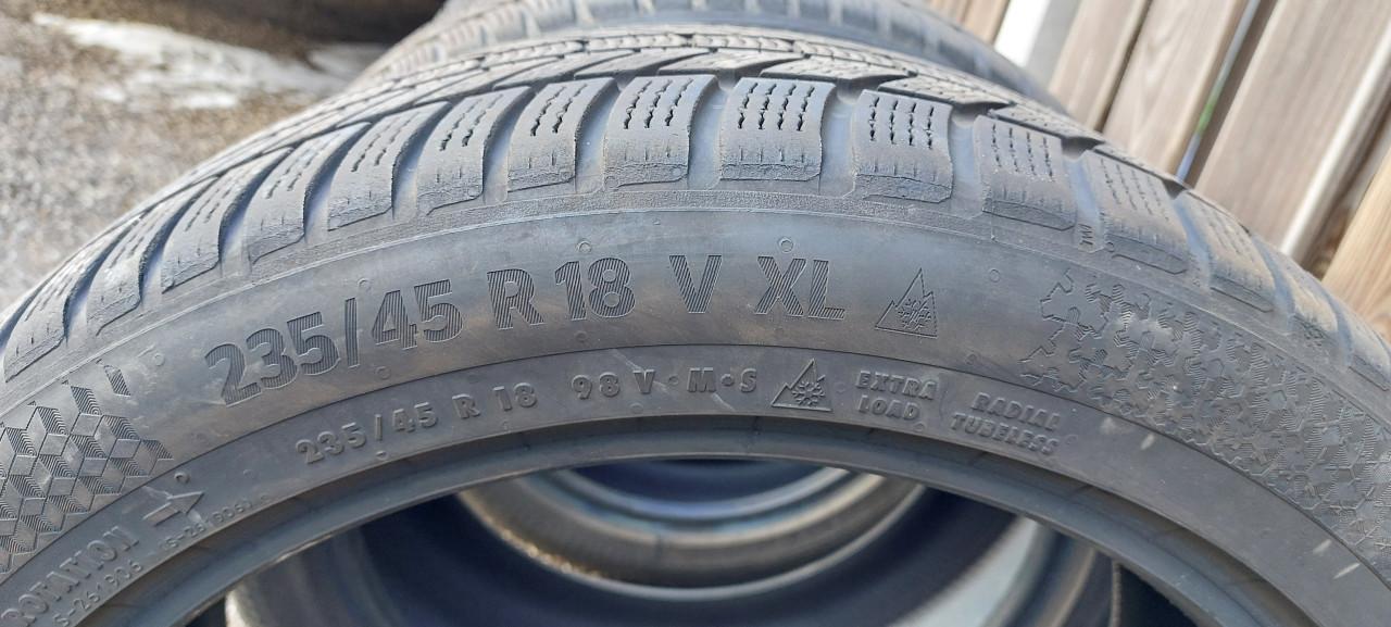 Winterbanden Continental 235/45 R18