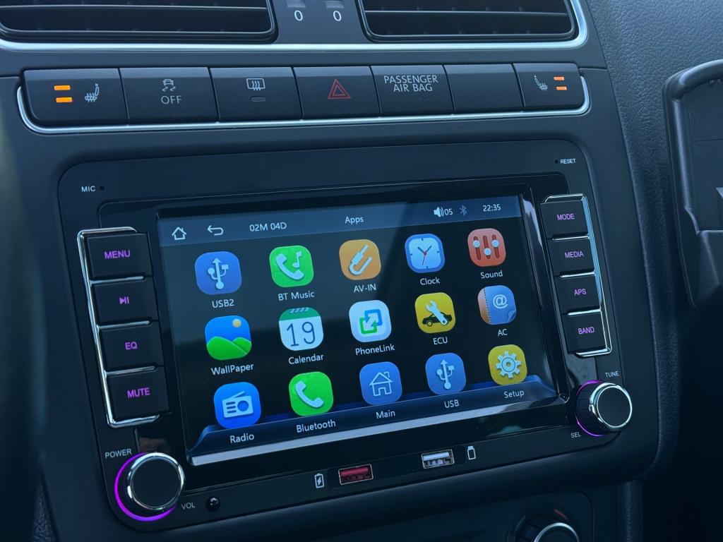 Volkswagen Polo 1.4-16v style * cruise control * panoramadak * carplay