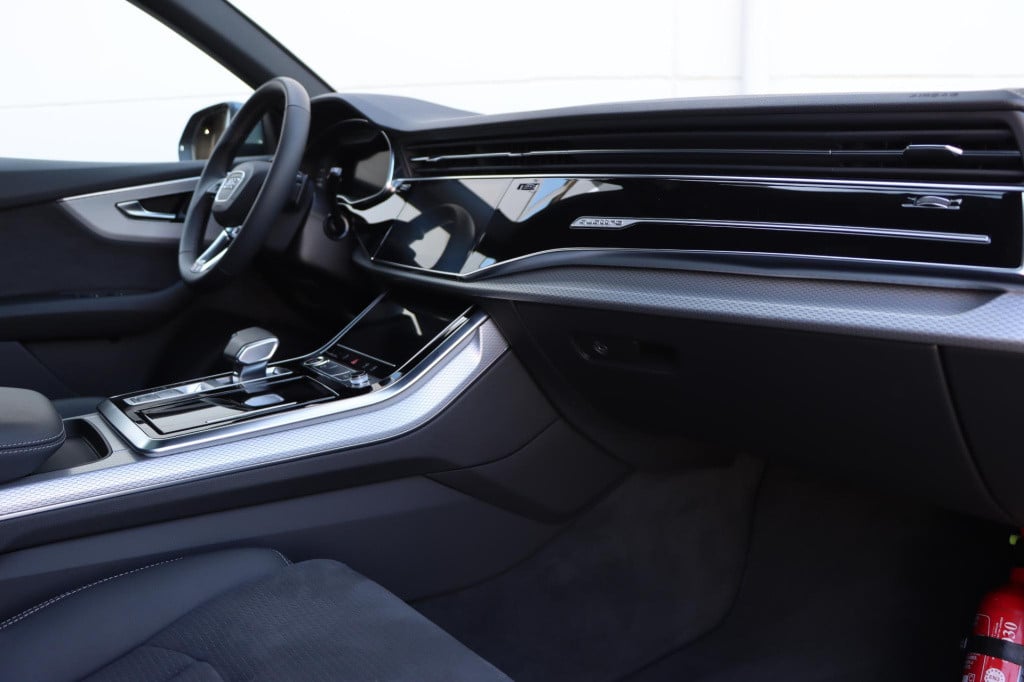 Audi Q8 55 tfsi e quattro pro line s 394pk tiptronic