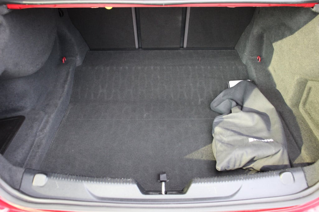 Jaguar Xe 2.0 r-sport | 200pk | el. stoelen | camera | afneembare trekhaak