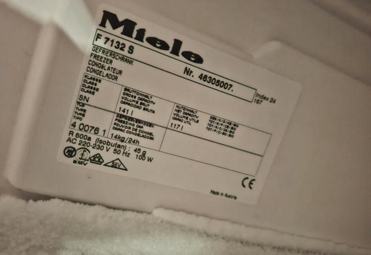 Miele 4 laden vrieskast inhoud Vriezer 141 liter 85x60 cm.