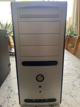 AMD FX8320 8-core PC met 16GB RAM, SSD en HDD