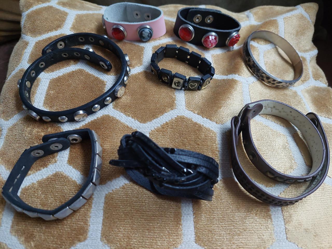 8 stoere armbanden zwart , panter