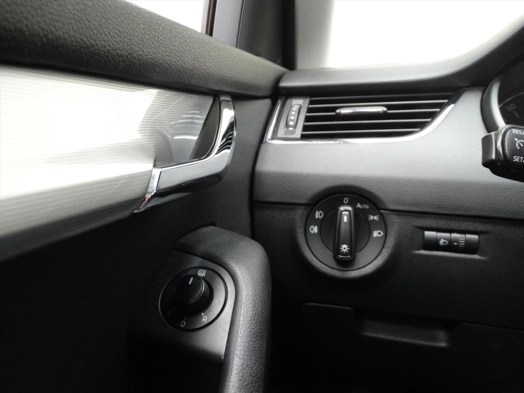 Skoda Octavia 1.2 tsi 105pk greentech ambition