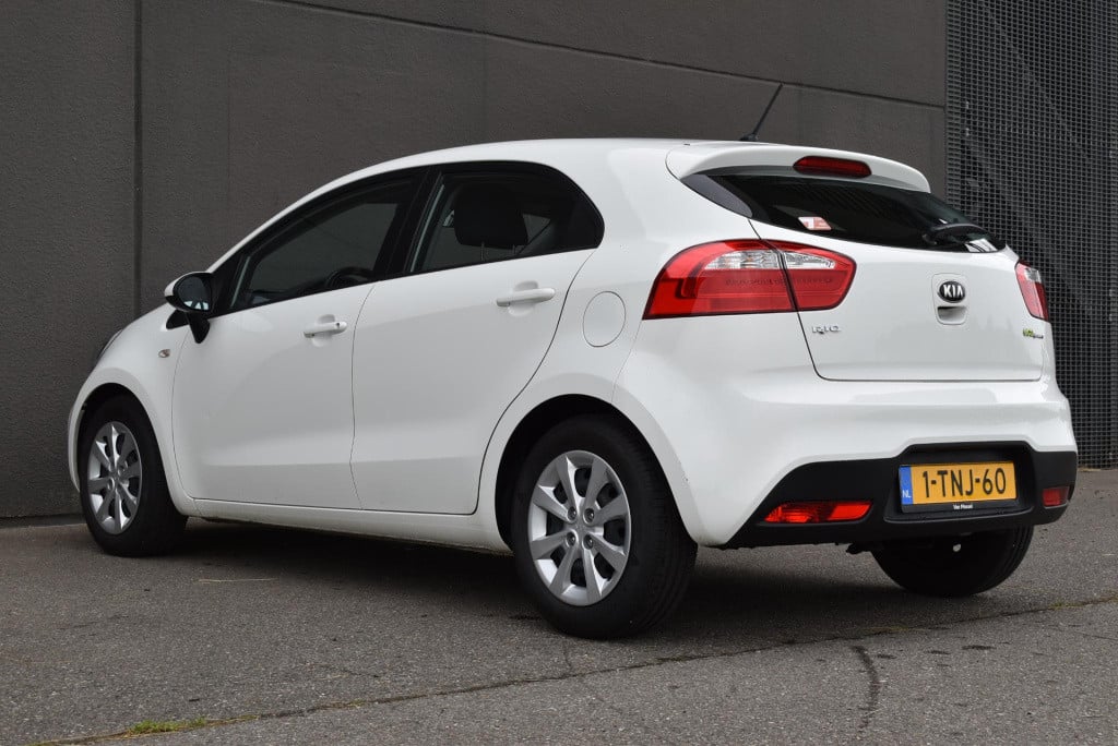 Kia Rio 1.2 cvvt businessline 5drs | airco | cruise | bluetooth | unieke km