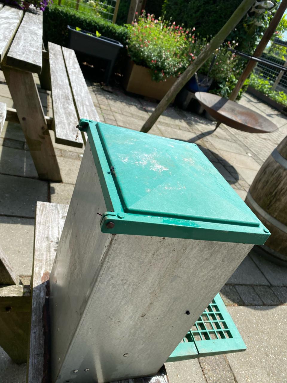 Voedersilo kippen / trapbak