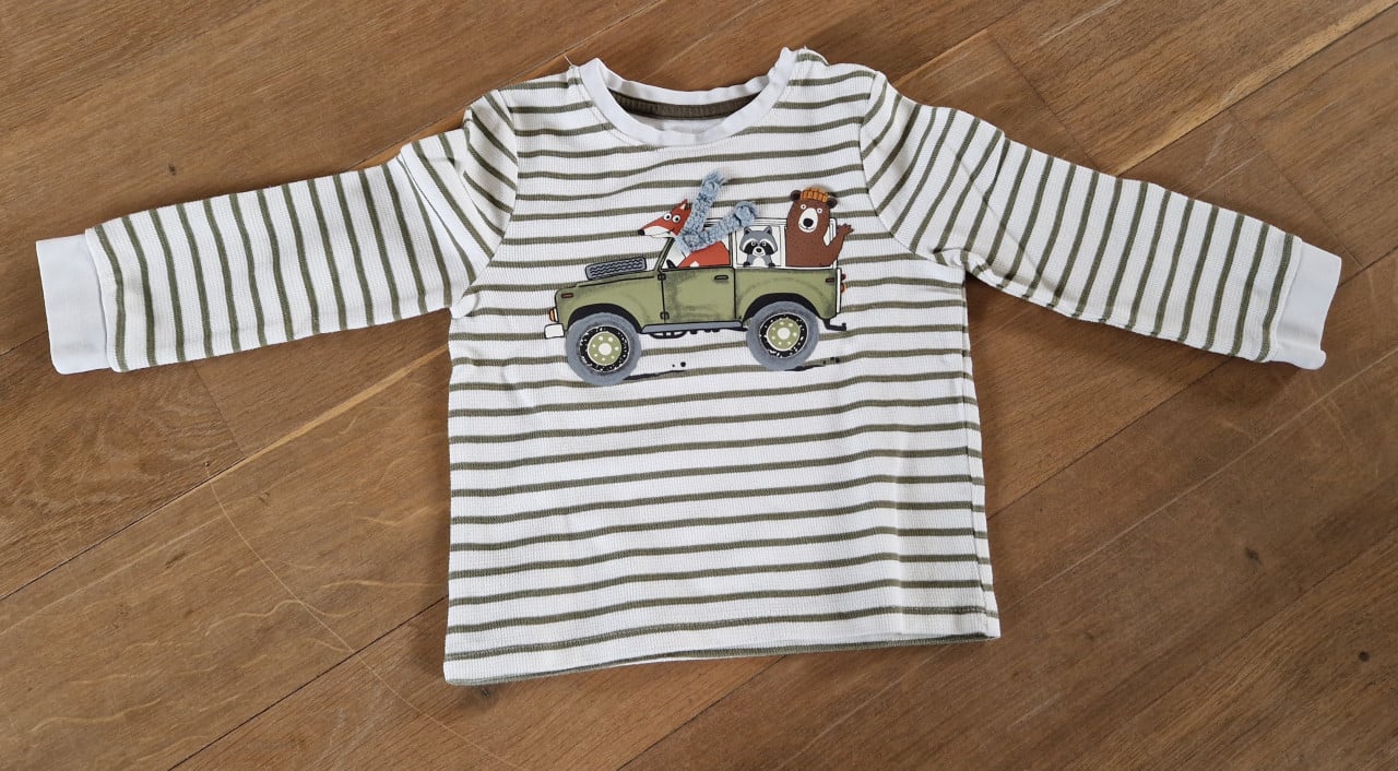 Jongens lange mouw shirt maat 98
