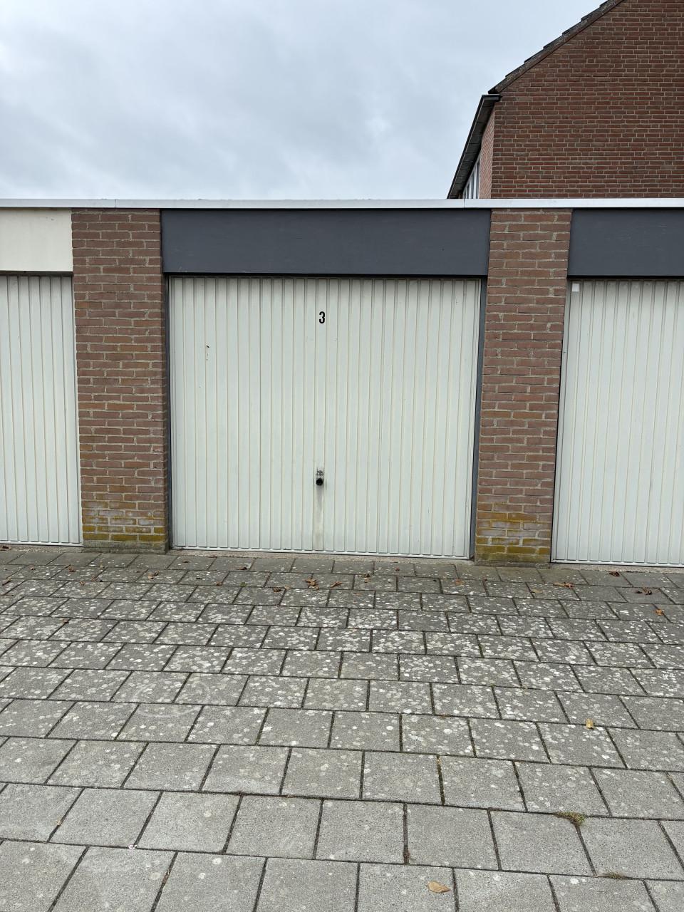 Te huur: garagebox Oostburg