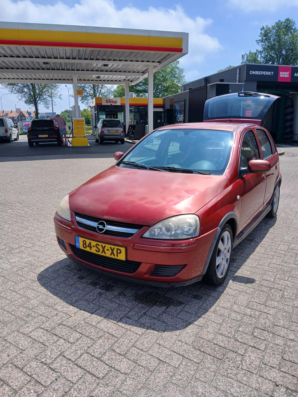 Opel Corsa1.2-2006-km.205000-Airco-stuurb.-trekhk-L.M. velgen.mwe apk-1250