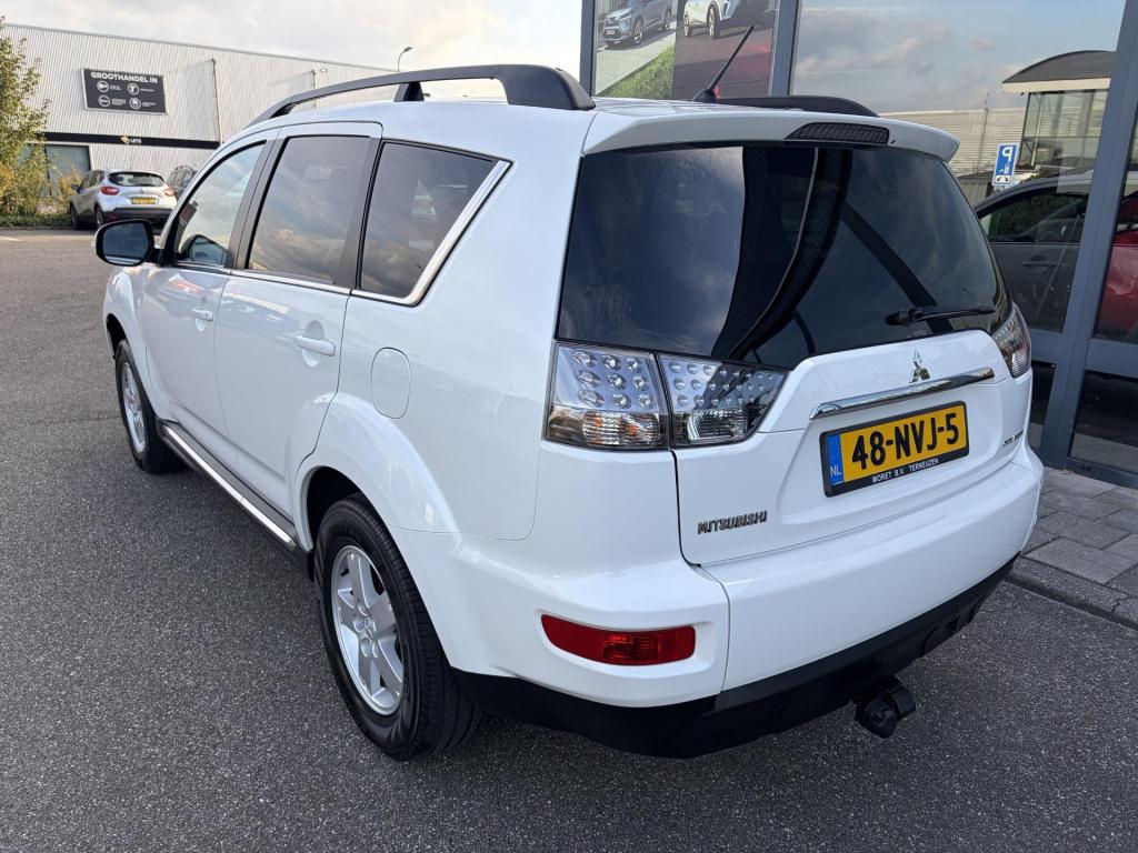 Mitsubishi Outlander 2.0 intro edition automaat