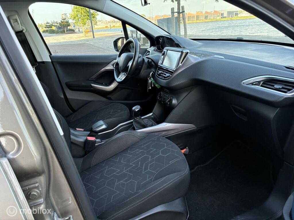 Peugeot 2008 1.2 PureTech Allure Airco km99.689 Nap BJ2015