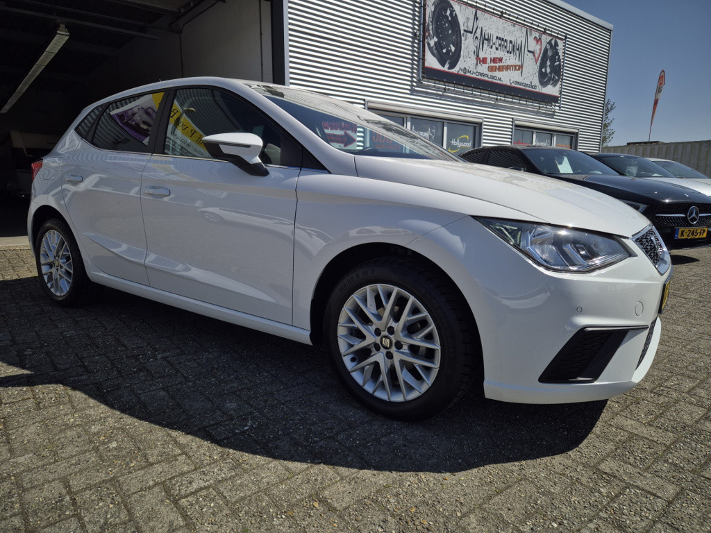 Seat Ibiza 1.0 tsi style business intense 5-drs