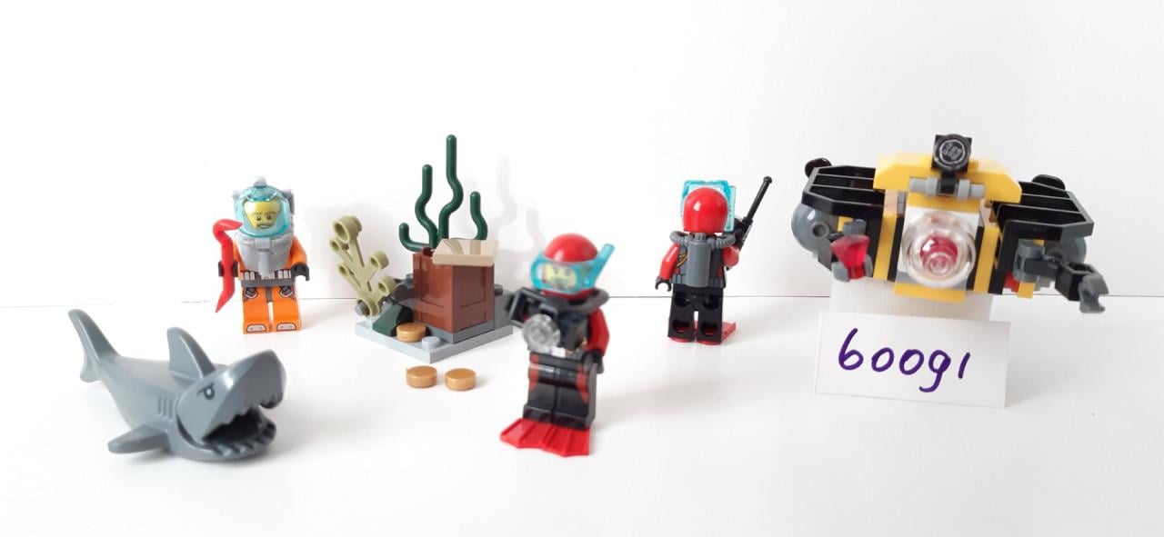LEGO City 60091: Diepzee Starter Set,3 minifiguren + haai, boekje  + doos