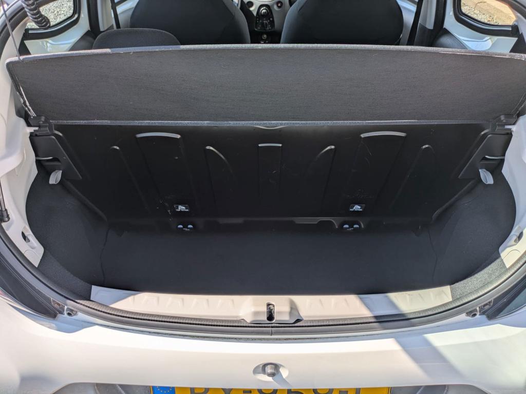 Toyota Aygo 1.0 vvt-i x-fun | 5 deurs | airco | bluetooth