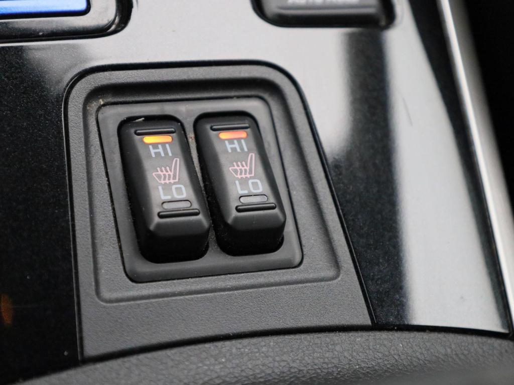 Mitsubishi Outlander 2.4 phev pure+ | automaat | stoel verwarming | dab | c