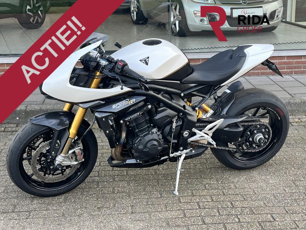 Triumph Speed Triple 1200 rr