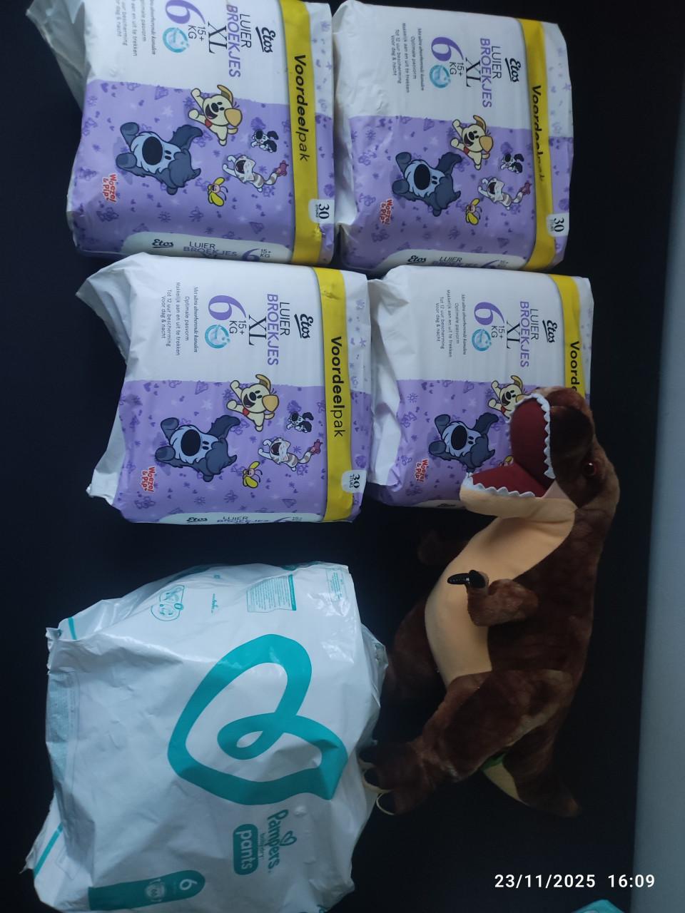 Luier broekjes maat 6 /150 stuks