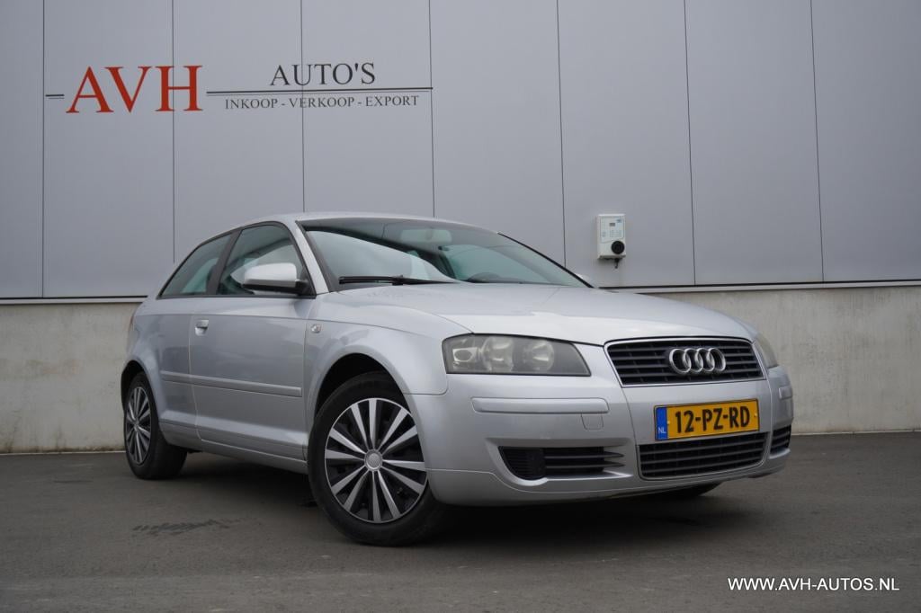 Audi A3 1.6 attraction