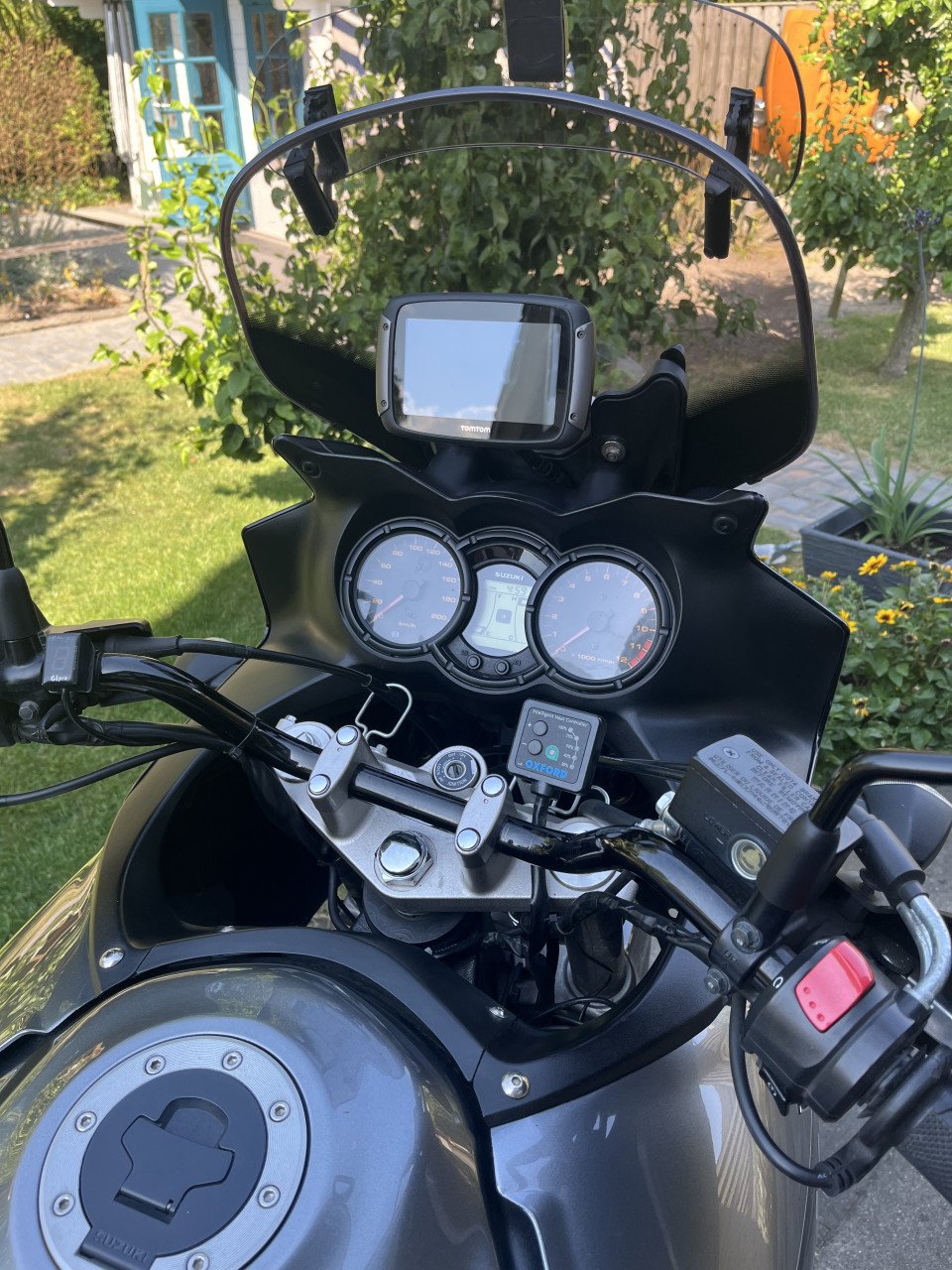 Suzuki V-Strom 650 2012  49000 km
