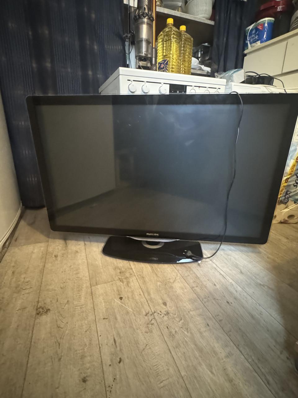 Philips lcd tv 45 inch