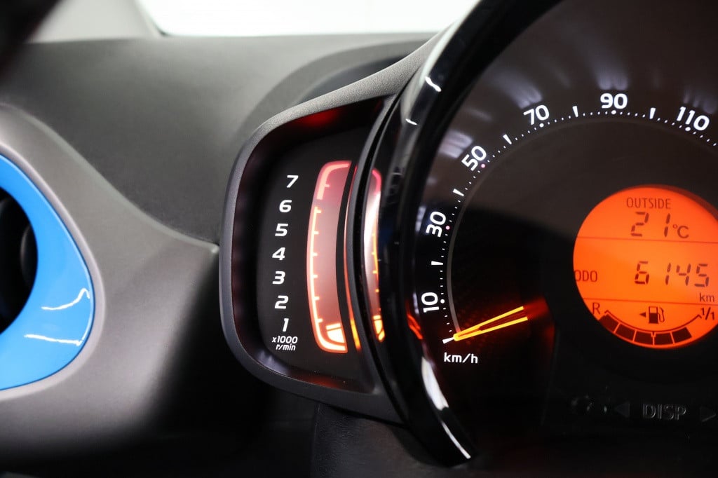 Toyota Aygo 1.0 vvt-i x-play ltd