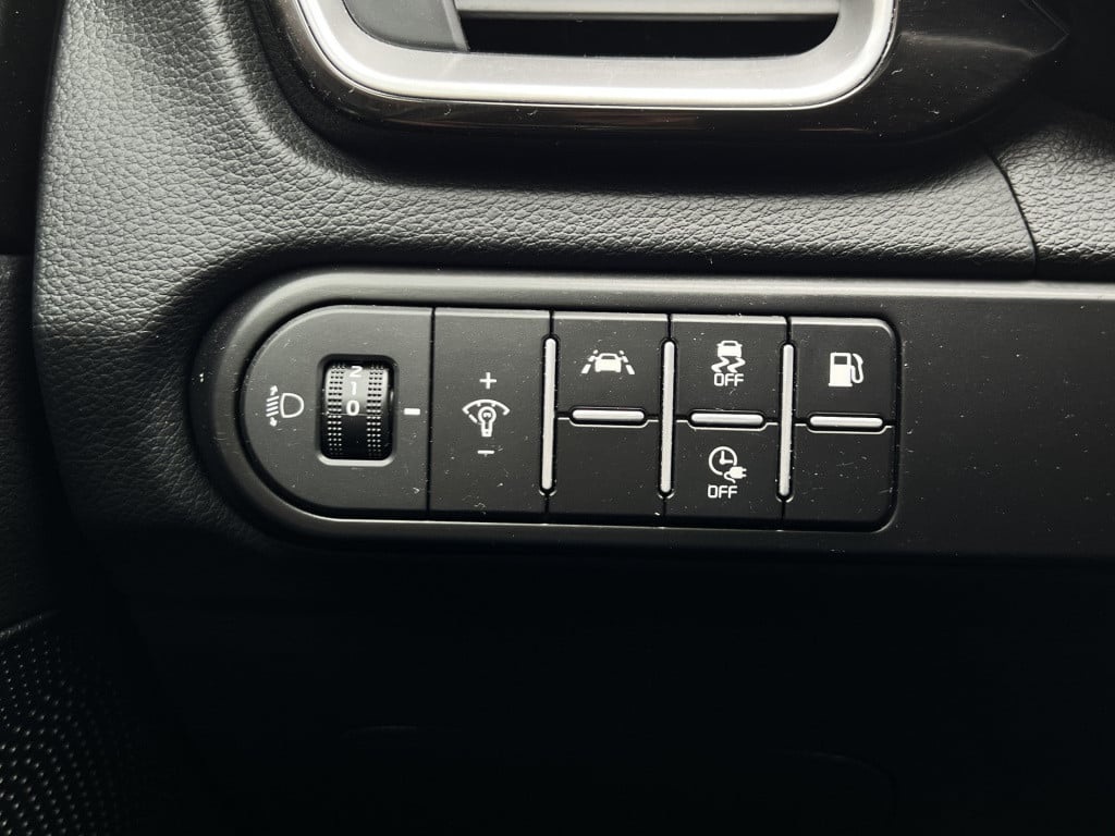 Kia Xceed 1.6 gdi phev dynamicplusline - apple/ android carplay | 18 inch |