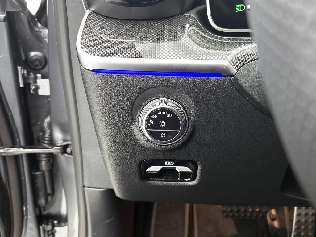 Mercedes-Benz C-Klasse 300 e business solution amg | premium plus | trekhaa