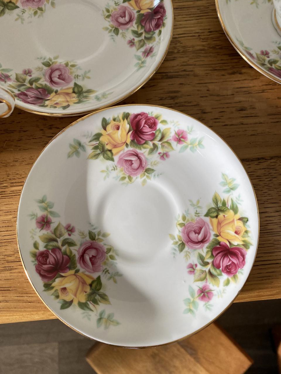 4 Kop en schotels van Balmoral Castle