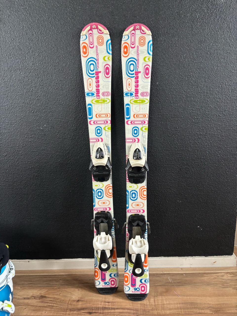 Ski 90 cm eventueel incl skischoen