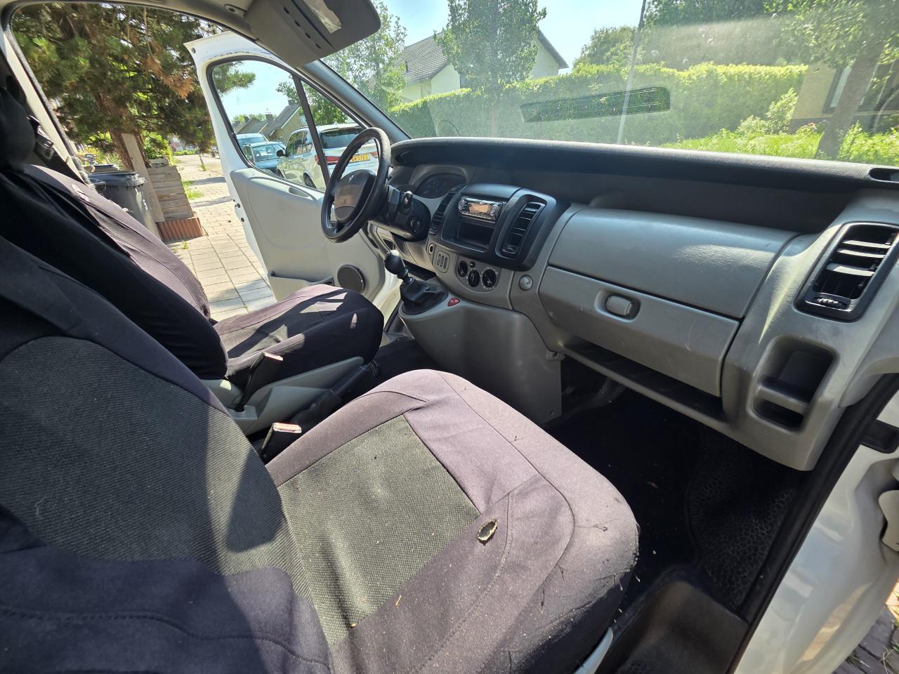 Renault trafic t29 2.0dci 66kw l2h1 e4 2007