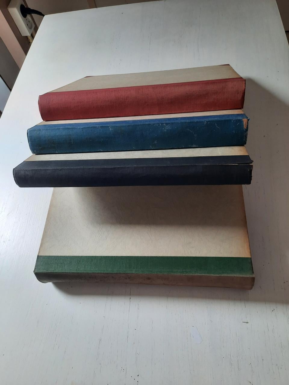 Ingebonden tijdschrift revue