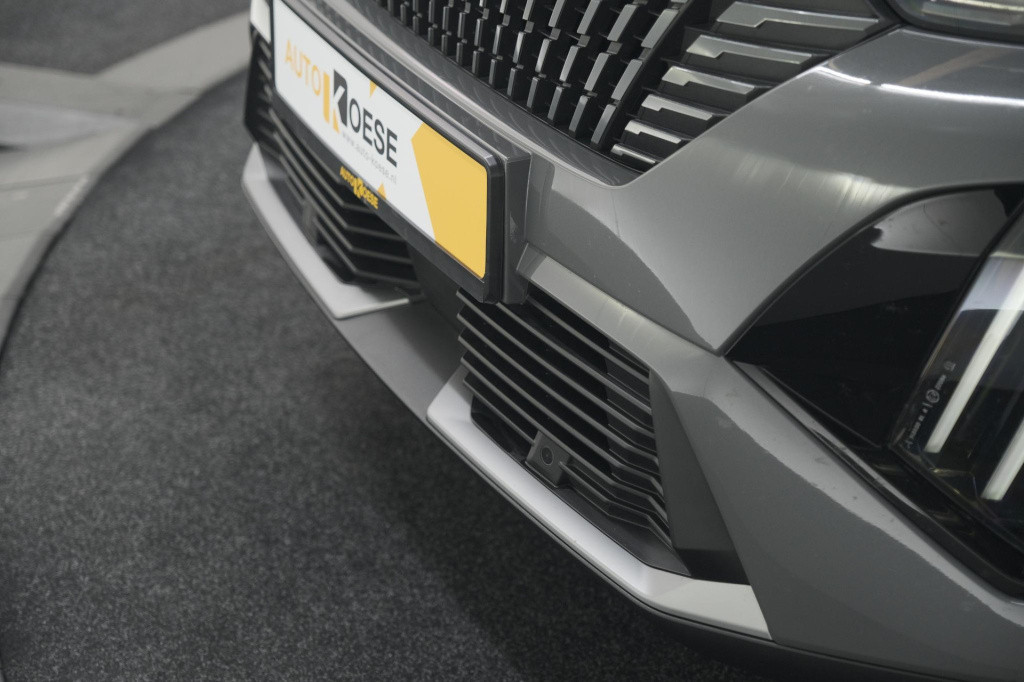 Peugeot 2008 puretech 130 eat8 gt | 360 camera | stoelmassage | adaptieve c