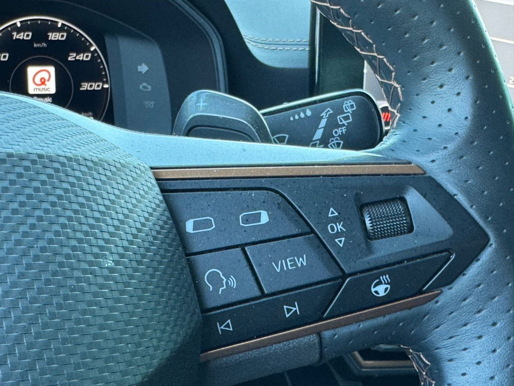 Cupra Formentor 1.4 e-hybrid business * matt grijs * navigatie * trekhaak