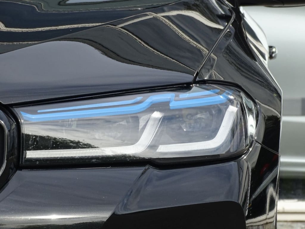 BMW 5 Serie touring 520d executive edition m sportpakket | laser led | harm