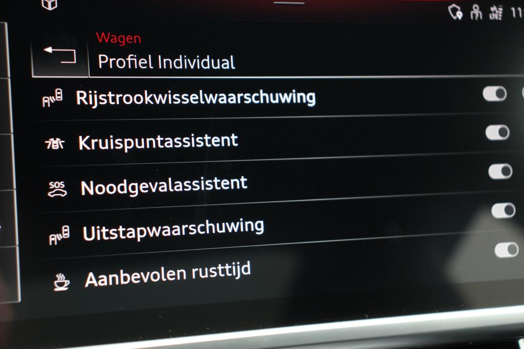 Audi A6 avant 55 tfsi e quattro s competition | rs stoelen | head up | memo